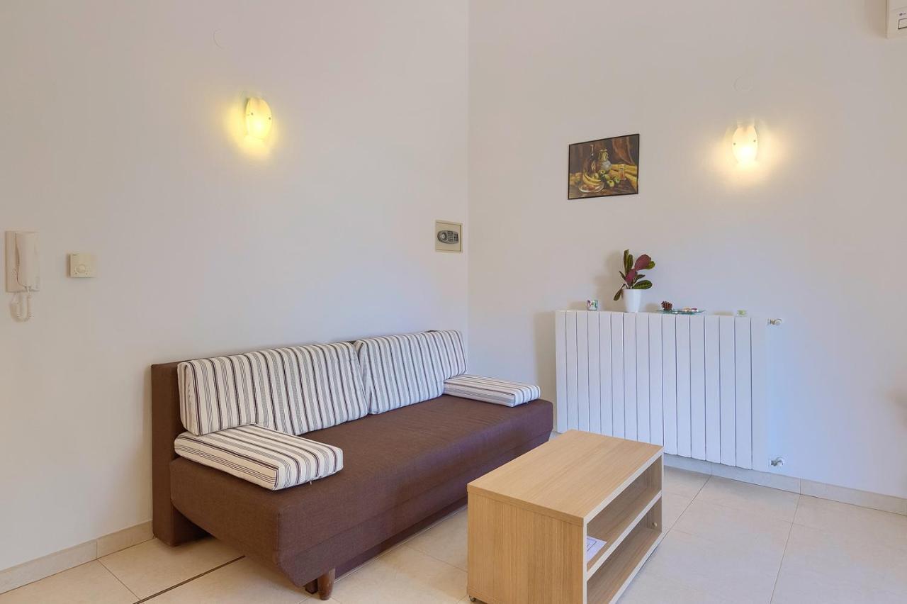 Apartments Boris 771 Fažana エクステリア 写真
