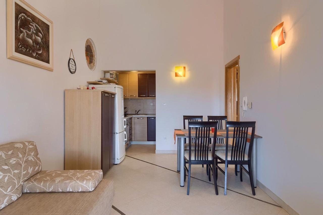 Apartments Boris 771 Fažana エクステリア 写真