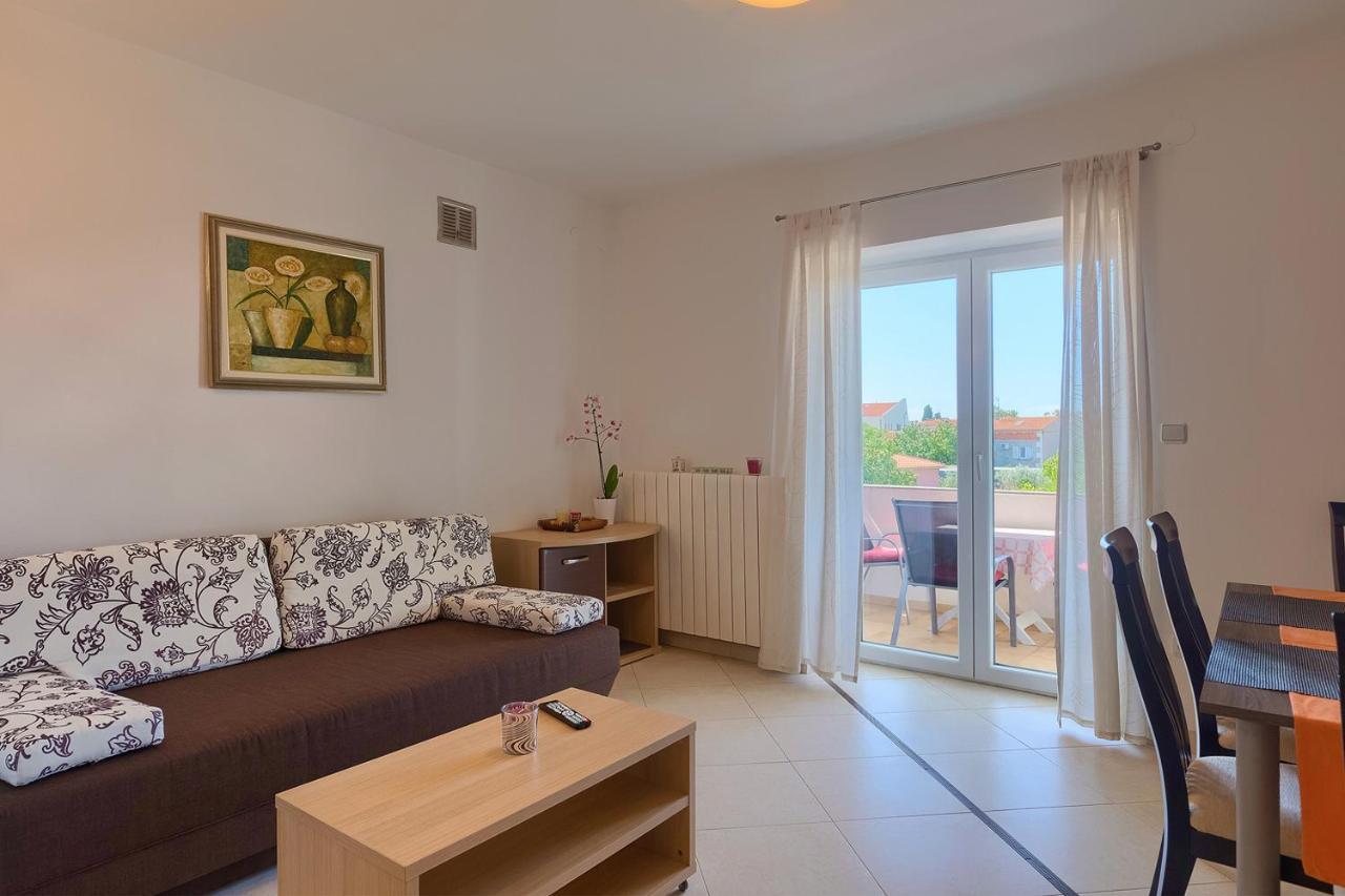 Apartments Boris 771 Fažana エクステリア 写真